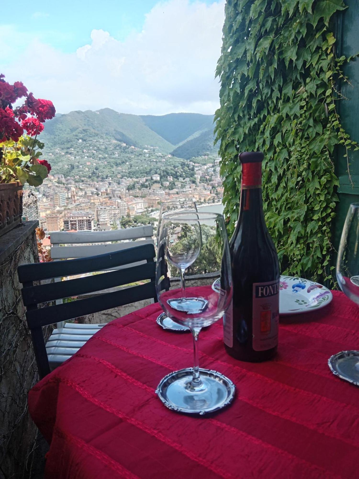 Sunrise Vila Rapallo Exterior foto